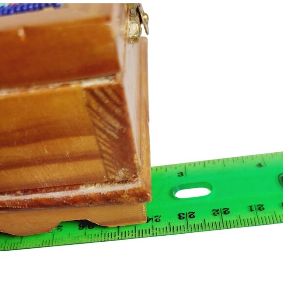 Vintage Huichol Handcrafted Mexican Beaded Box Top with Hinged Lid Navajo Style - Picture 11 of 12